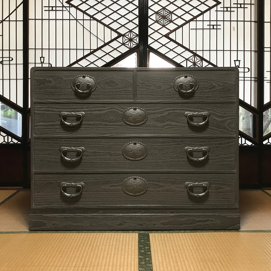 加茂桐簞笥 - 新潟県伝統工芸産業振興協議会公式ホームページ